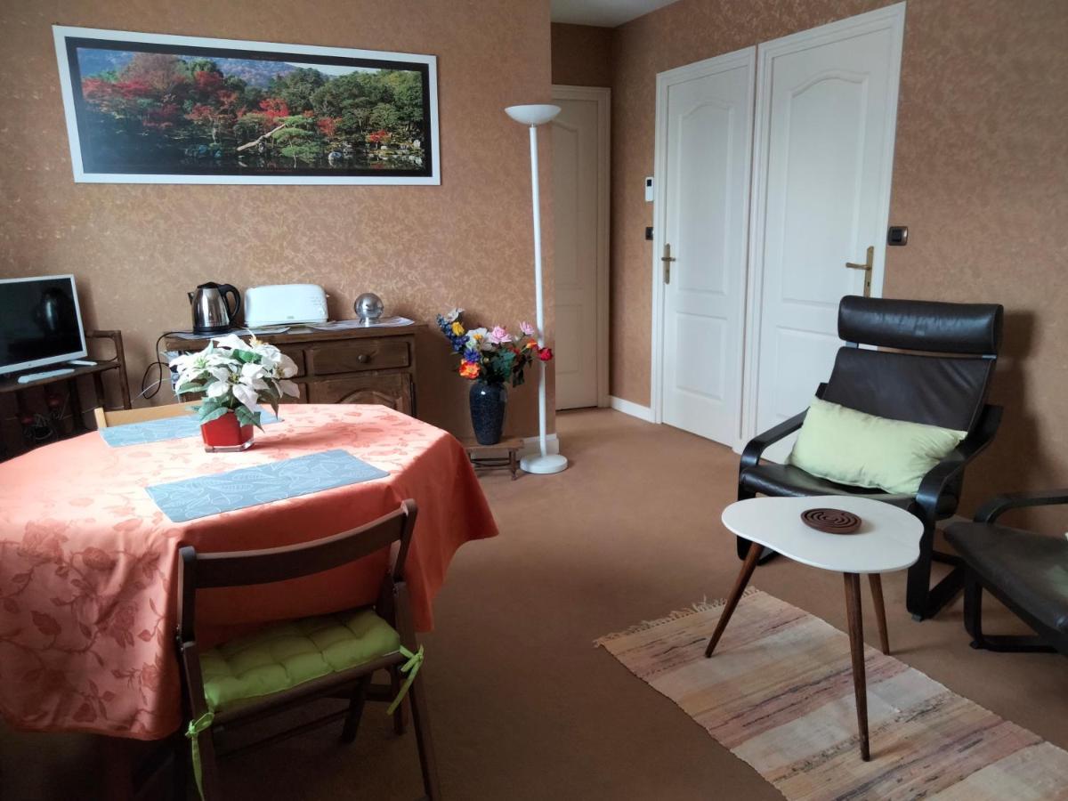 Chambre A Louer Chez L'Habitant Payre Exterior photo