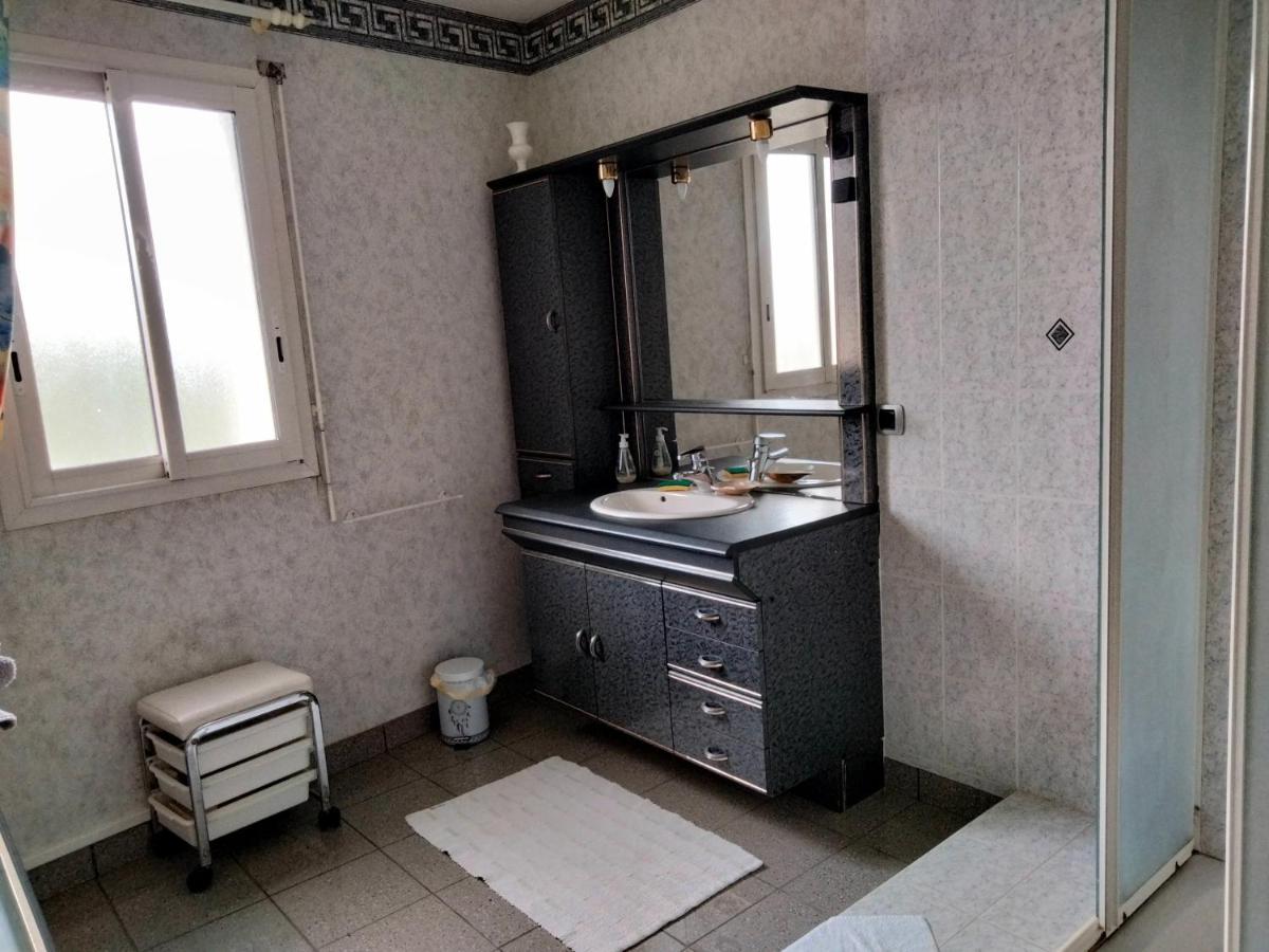 Chambre A Louer Chez L'Habitant Payre Exterior photo